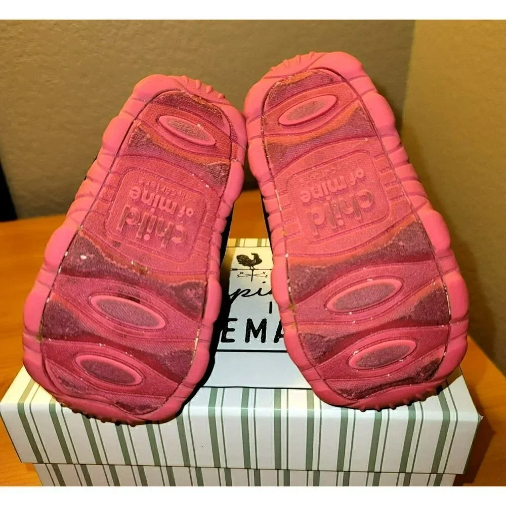 Child of Mine Quilted Winter Boots with faux fur Size 4